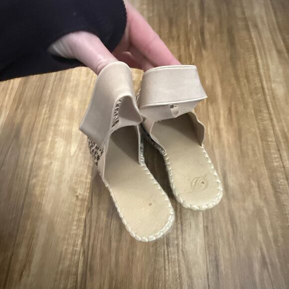 Delicious Leopard Espadrille elastic Ankle strap Size 9 - Picture 6 of 6